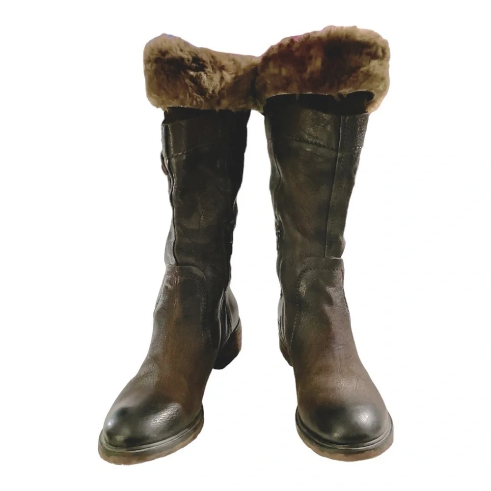 Pakros Distressed Leather Sherpa Trim Mukluk Boots Brown Sz EU 39 (US 9M)